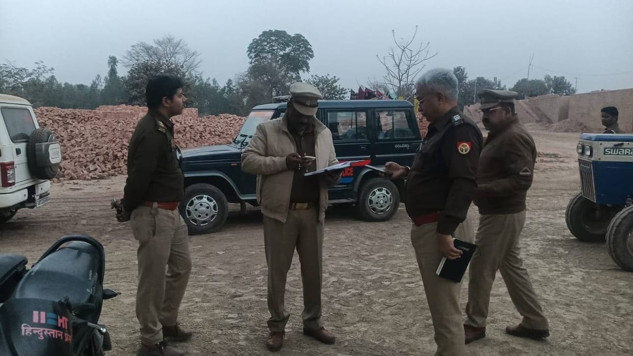 Barabanki: A dispute broke out at a brick kiln, where a labourer beat his brother-in-law to death with a stick