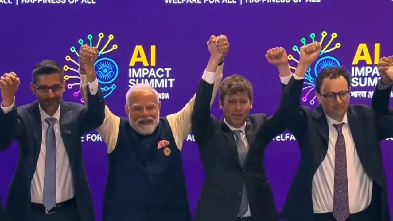 sam altman dario amodei pm modi bharat mandapam ai rivalry photo