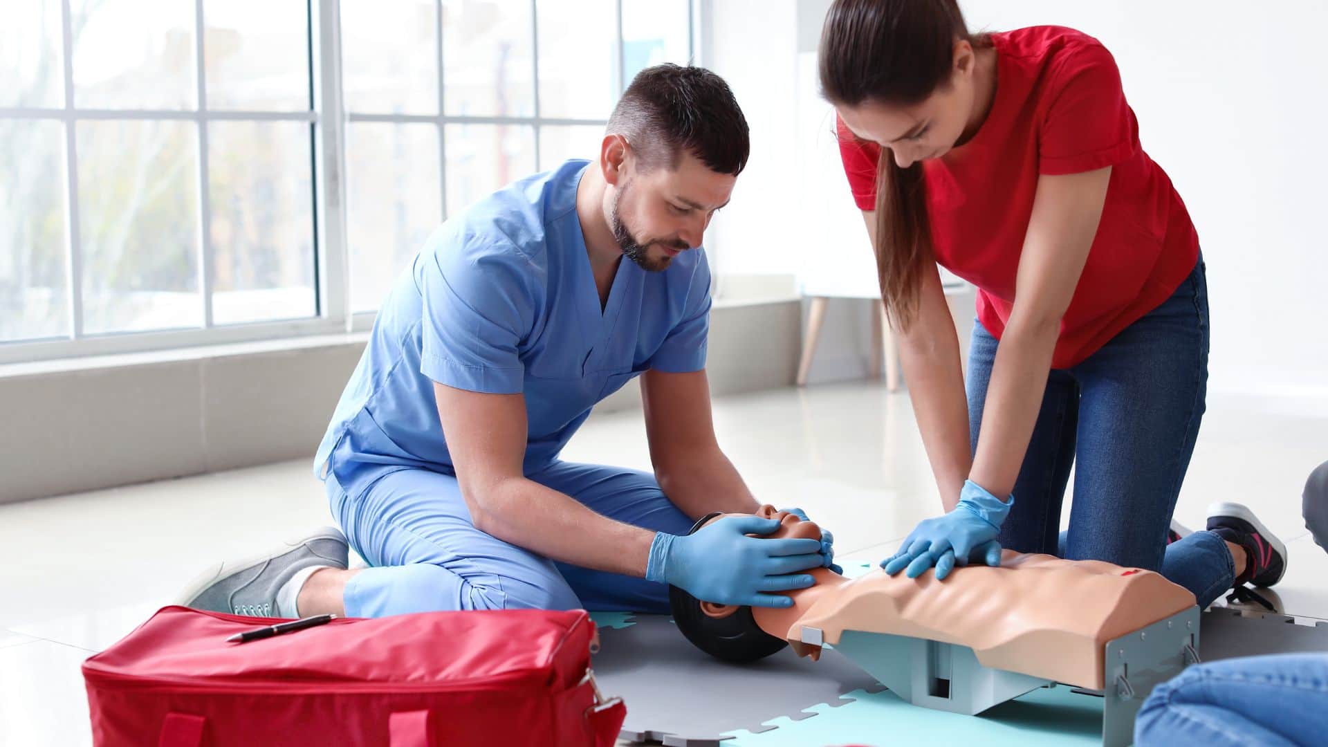 Cardiopulmonary resuscitation details in hindi  who need cpr and what is the right way to give cpr