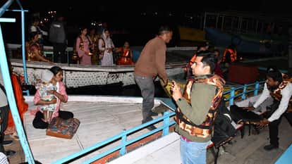 varanasi police 173 boats inspected in Ganga 13 seized FIR lodged against eight sailors