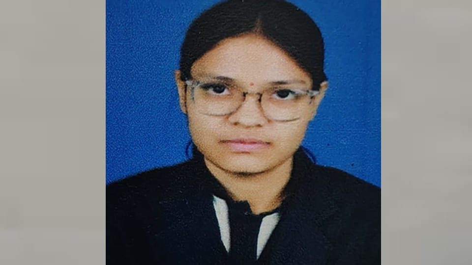 Etawah: High school student commits suicide after failing in math exam; body found hanging at home