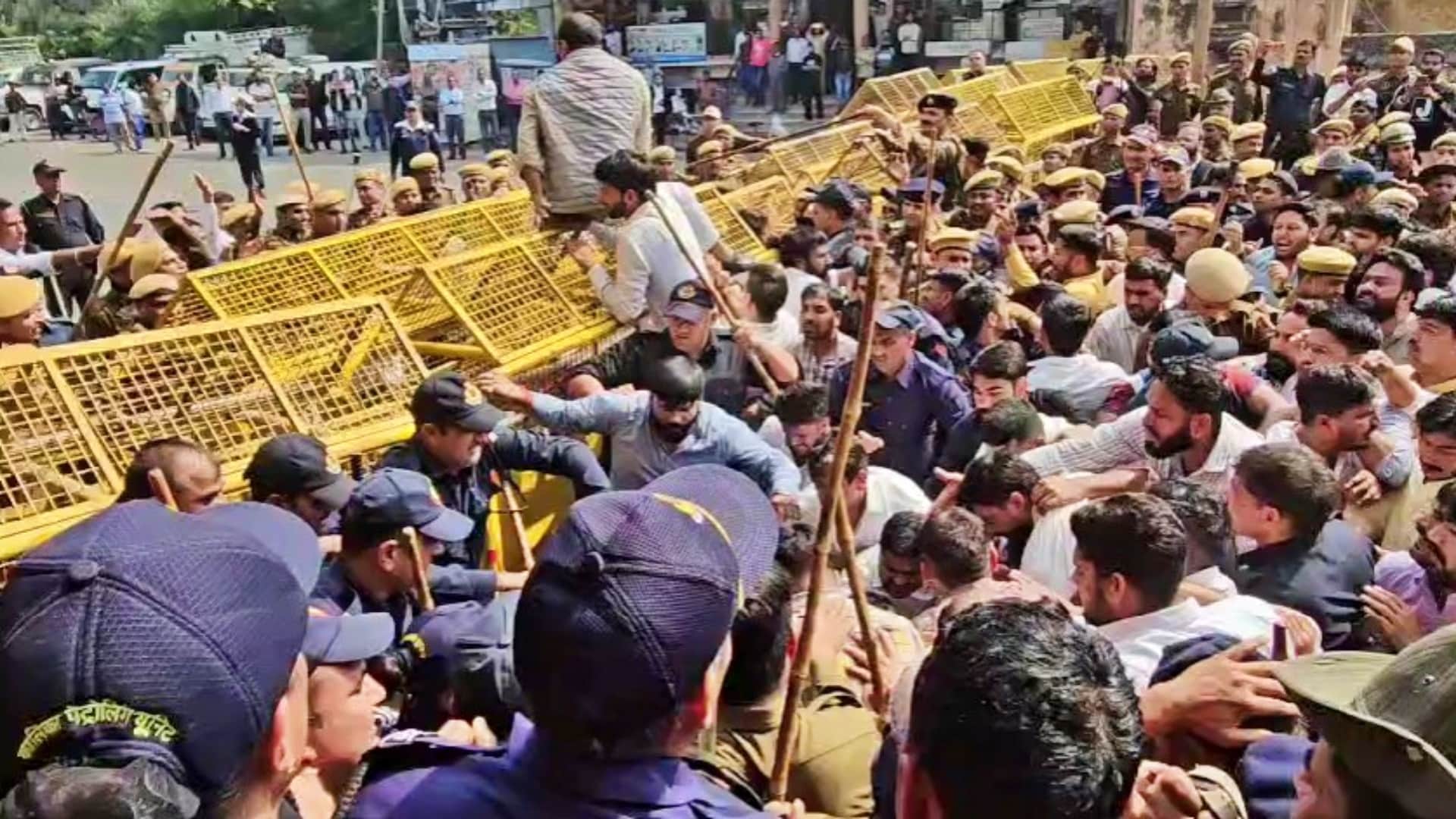 BJP Yuva Morcha Clashes With Police, Protesting Against Rahul Gandhi Over Delhi AI Summit Controversy
