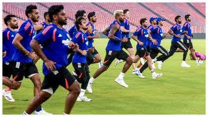 T20 World Cup 2026 Semi-final Qualification Scenarios: India Face Must-Win Clash, Pakistan Depend on NRR Twist