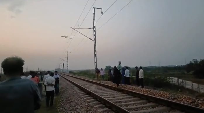 Kanpur Teenager dies after being hit by a train near the Pandu River father says son was mentally unstable
