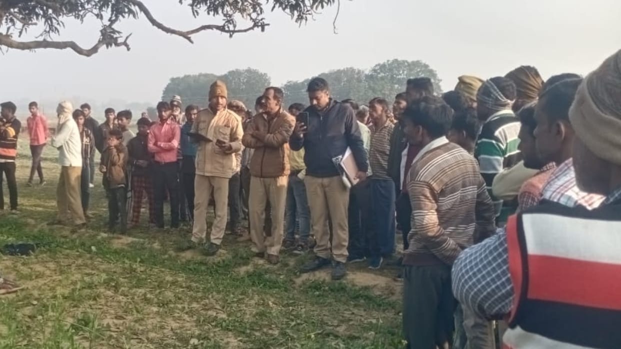 man body found hanging from a tree who who come to his sister-in-law wedding in budaun
