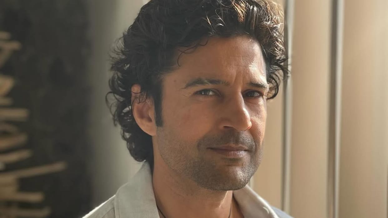 Rajeev Khandelwal talks about TV Inferiority Complex says Shah Rukh Khan is Still Known For TV
