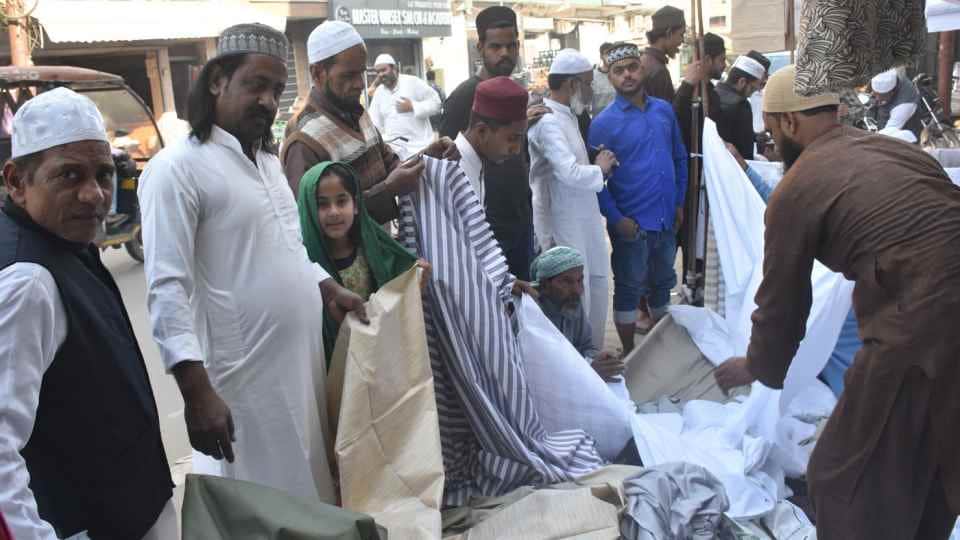 Ramzan celebrations: Khajla-Fani shopping, Moradabad market buzzes till late night, see photos