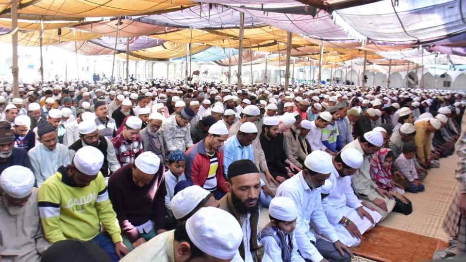 Ramzan celebrations: Khajla-Fani shopping, Moradabad market buzzes till late night, see photos