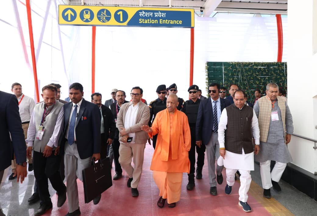 UP: CM Yogi Adityanath arrives to Meerut on Saturday