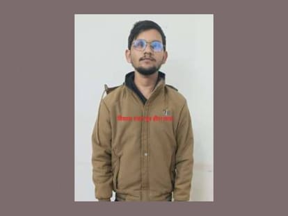 UP: Man arrested for threatening to blow up Jaunpur court; sent email to stop girlfriend's wedding