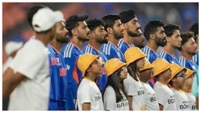 IND vs SA: Sunil Gavaskar and Google CEO Sundar Pichai carry the T20 world cup 2026 trophy