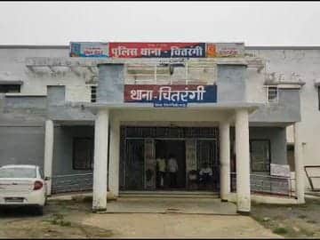 Singrauli Crime News: Illegal sand mafia showed dominance at police station MP police took away  vehical