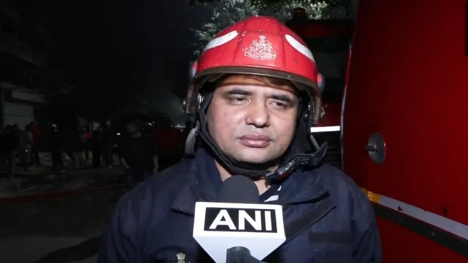 massive fire broke out in a building in Model Town brought under control after hours of effort in Delhi