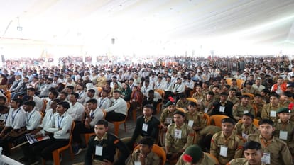 UP: PM said in Meerut - Congress, SP and BSP are doing poisonous politics