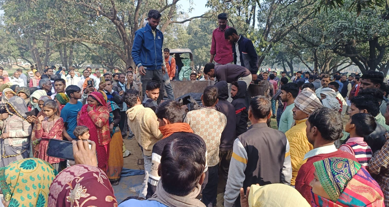 Murdered three innocent children and his wife then committed suicide Why Satyaveer end his family Know reasons