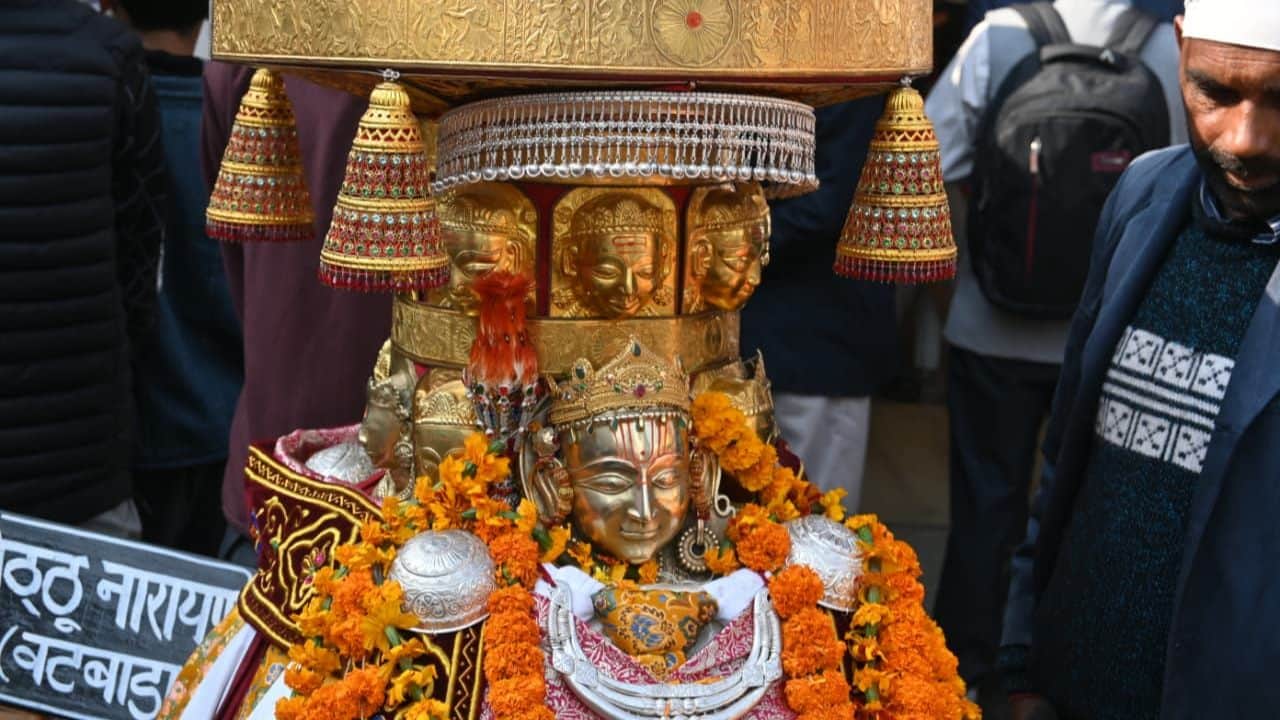 Mandi Chauhate Ri Jatra organised before conclusion of Mahashivratri festival huge crowd gathered for darshan