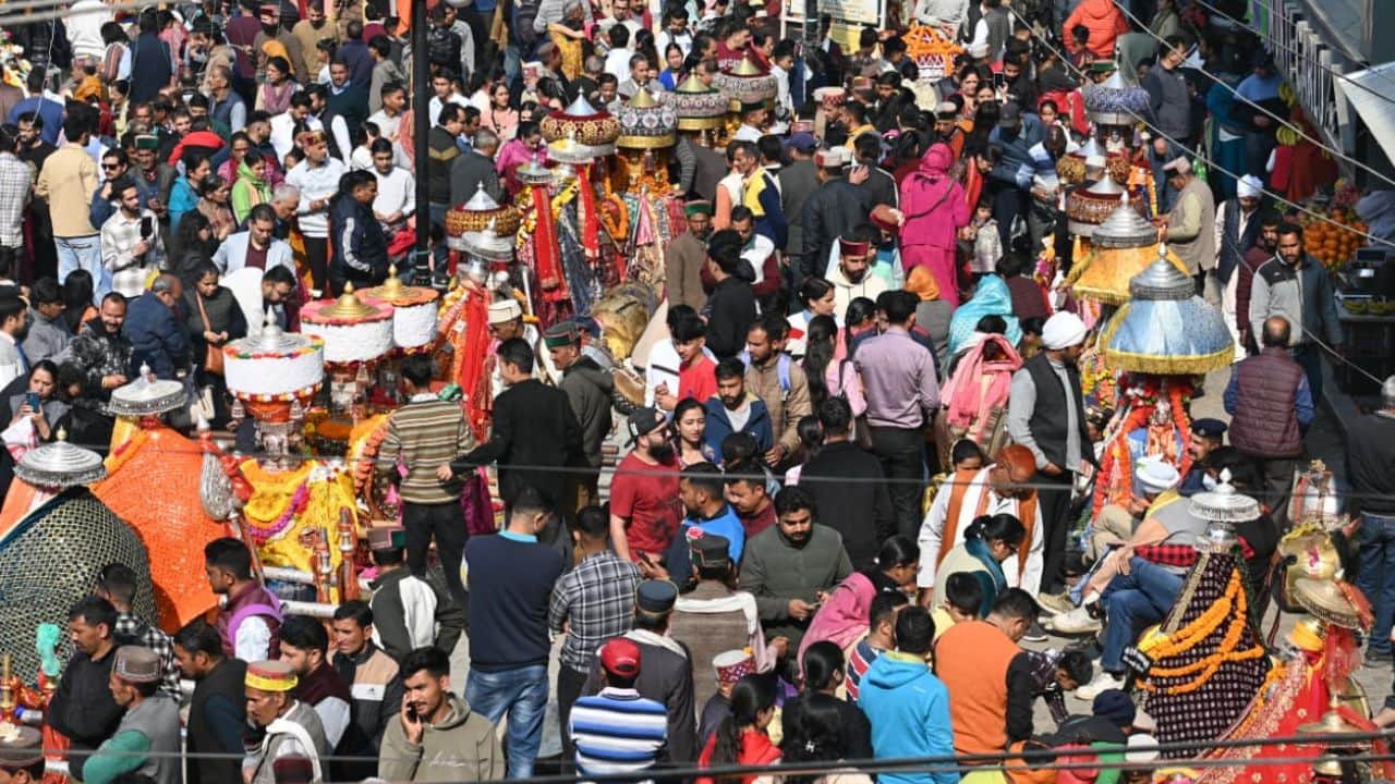 Mandi Chauhate Ri Jatra organised before conclusion of Mahashivratri festival huge crowd gathered for darshan