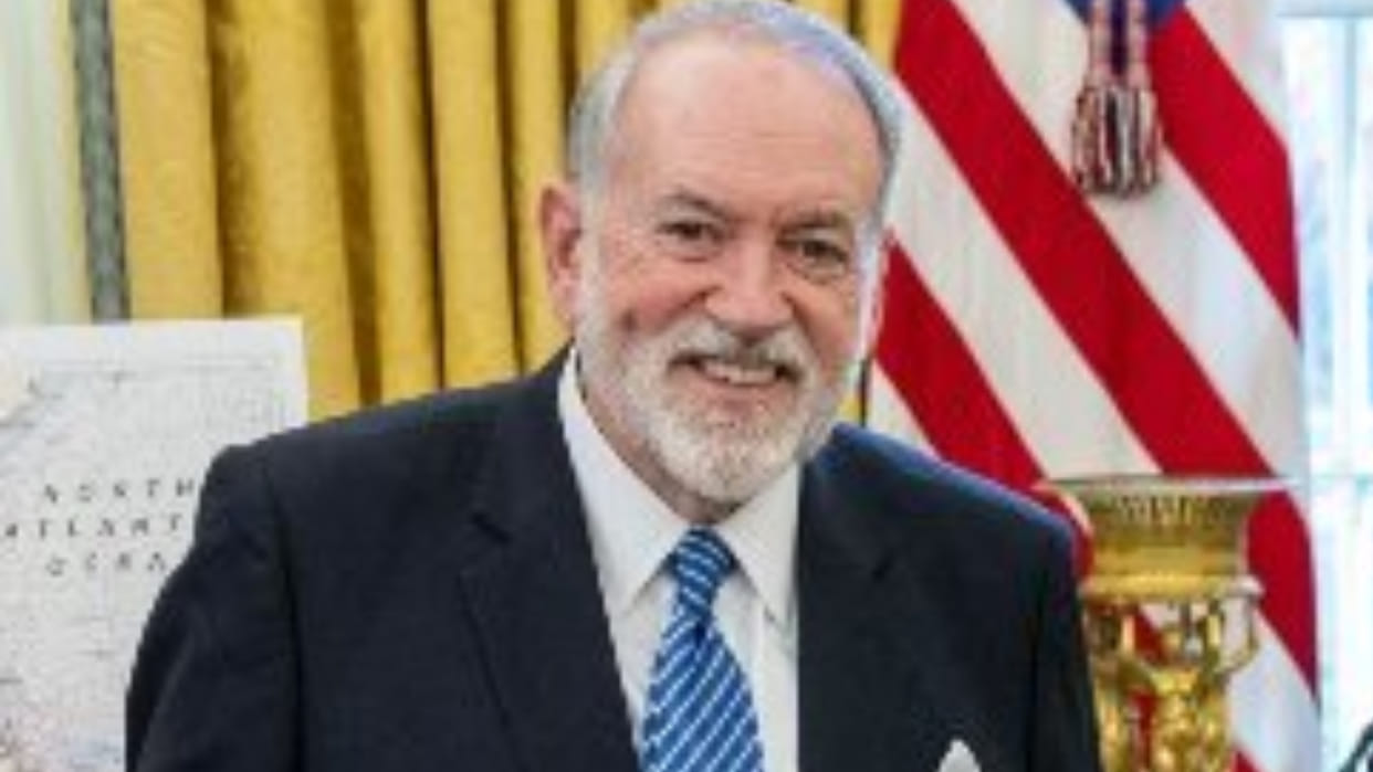 pakistan condemns us ambassador mike huckabee remarks israel palestine controversy