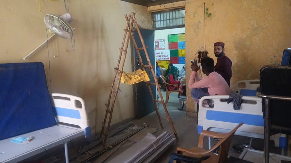 condition of government hospitals in Hathras change