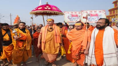 Case filed against Shankaracharya Avimukteshwarananda and his disciple Mukundanand
