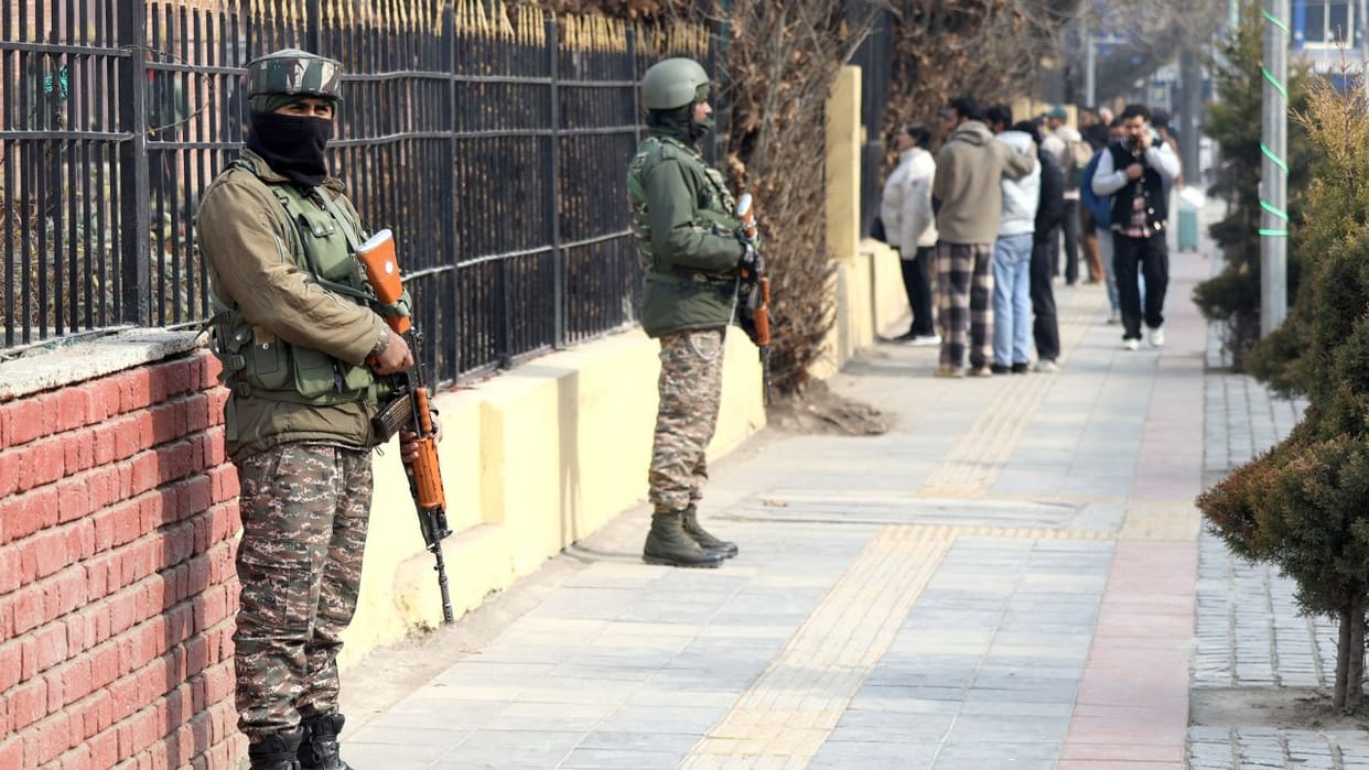Security beefed up in Kashmir Valley ahead of Vice President's visit
