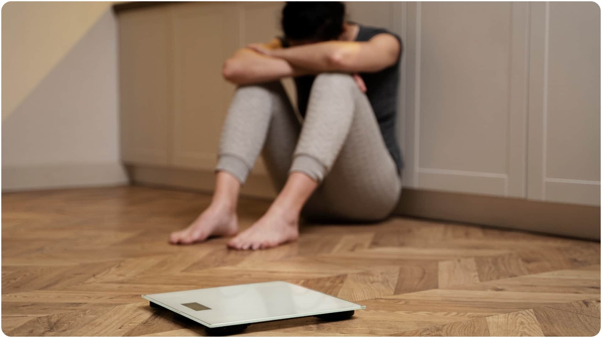 मांसपेशियों और शरीर की ताकत में कमी