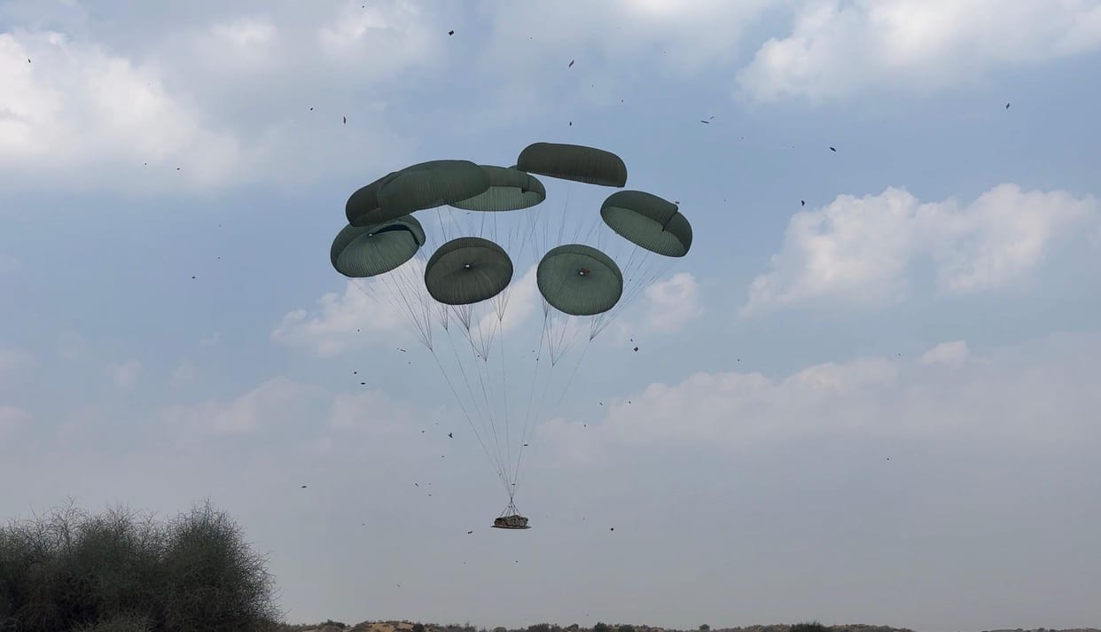Indian Army Successfully Tests Indigenous 20T Heavy Drop System for Rapid Deployment