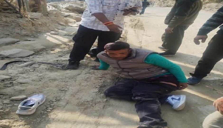 Accident on Almora-Haldwani NH: Boulder falls from hill in Quarab, scooter rider seriously injured