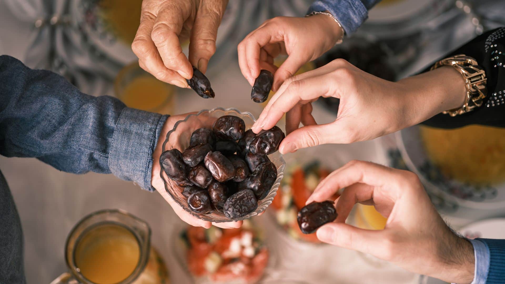 Healthy Iftar Diet Plan by Dr. Malhar Ganla: Right Sequence to Eat and Avoid Acidity