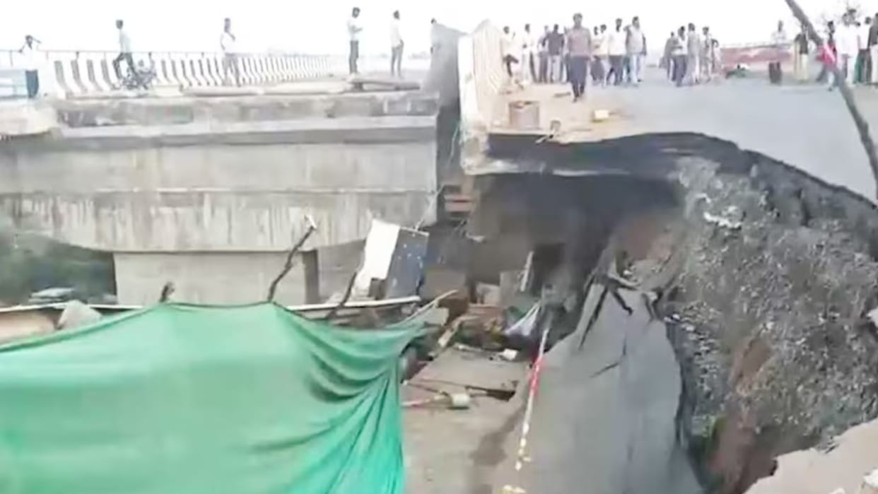 Jabalpur overbridge collapse: FIR filed against contractor and consultant for negligence in construction