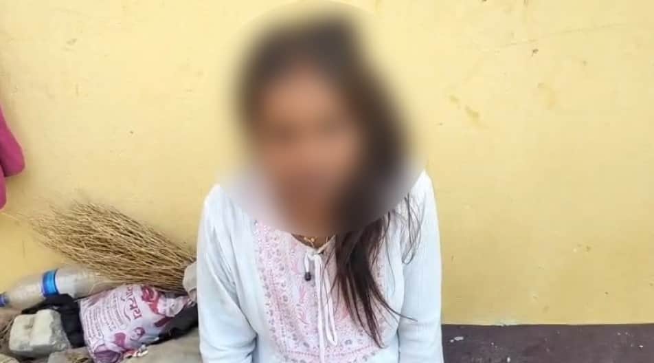 Love on Instagram marriage 10 months ago teenager hangs himself during video call