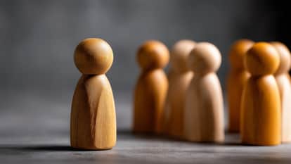 Workplace Loneliness: Practical Strategies to Boost Employee Connection and Mental Well-Being