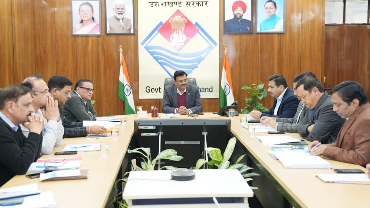 Uttarakhand CS holds meeting on ropeway projects directs speeding up Dehradun-Mussoorie ropeway