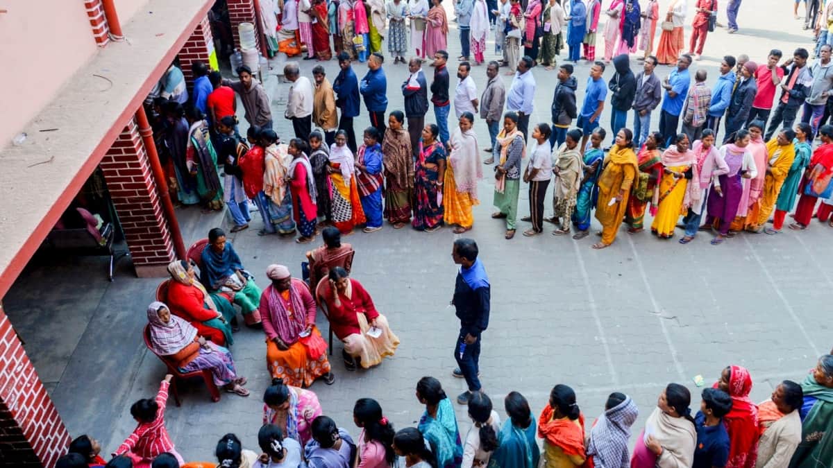 jharkhand municipal elections clash ranchi 34 percent voting bundu 55 percent gumla dhanbad jamshedpur bokaro