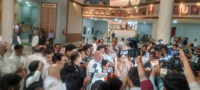 MP Assembly Session Update Uproar Over Ladli Behna Yojana Opposition Face Off on New Registrations