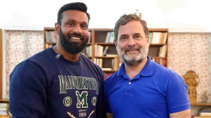 Mohammad Deepak from Kotdwar met Rahul Gandhi gave a warm welcome in Delhi