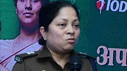Amar Ujala Aparajita program 30 women honored in Varanasi