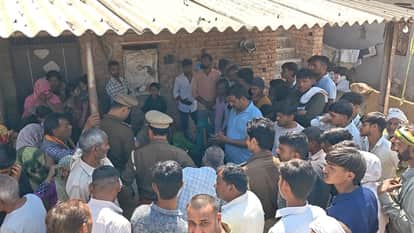 Laborer Killed as Mud House Wall Collapses During Demolition in Fatehabad