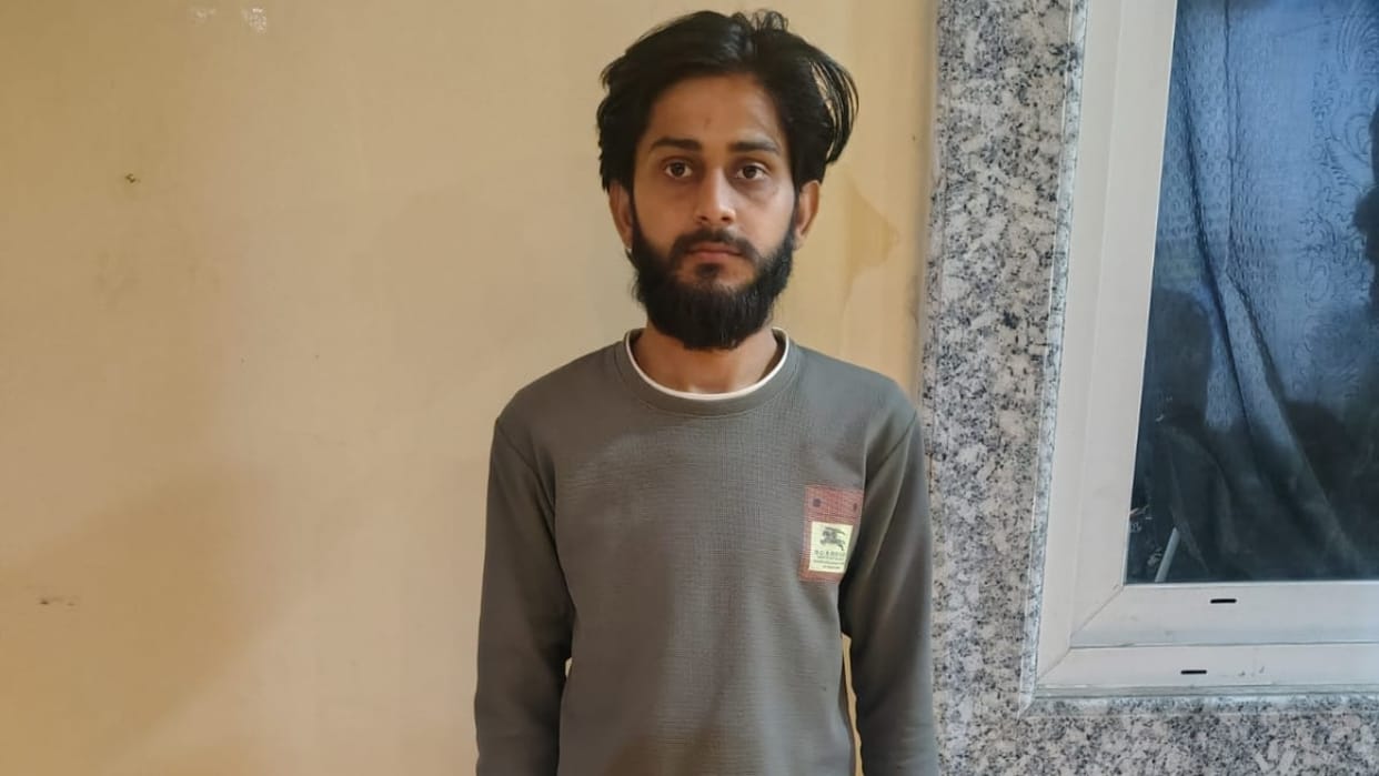 Police arrested accused Rishabh Thakur in Bareilly