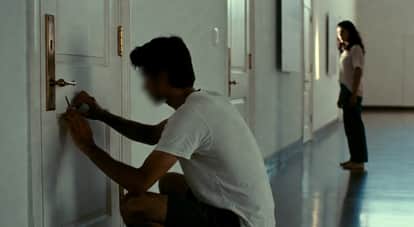 Young man living in a consensual relationship committed theft in a flat