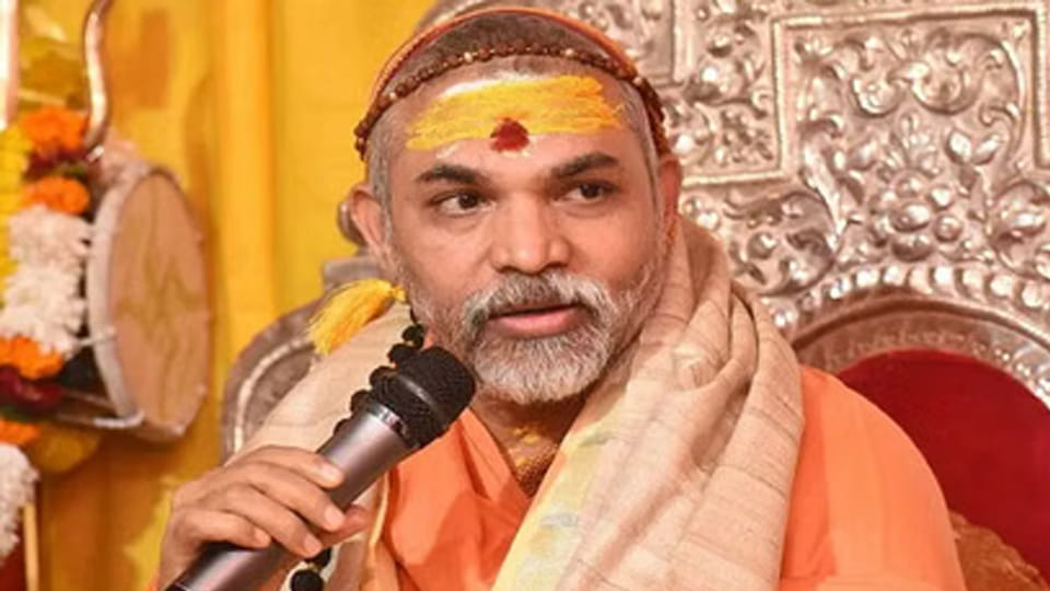 Shahjahanpur man makes big claim in Avimukteshwarananda case