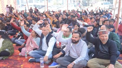 Dehradun Teachers and staff call off protest after MLA expresses regret over assault on Director of Education