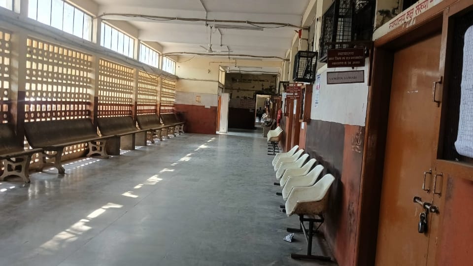UP News Threat to bomb Agra District Court email received on court official email