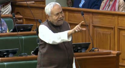Bihar: CM Nitish Kumar targeted the opposition in the Assembly: Asked questions to RJD Bihar Vidhan Sabha