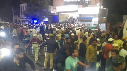 UP: Massive fire broke out in a house in Lisadigate, Meerut, six including a woman and her three children died