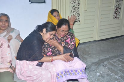 Lucknow: Son kills father due to academic pressure, cuts up body with saw; places torso in blue drum filled wi