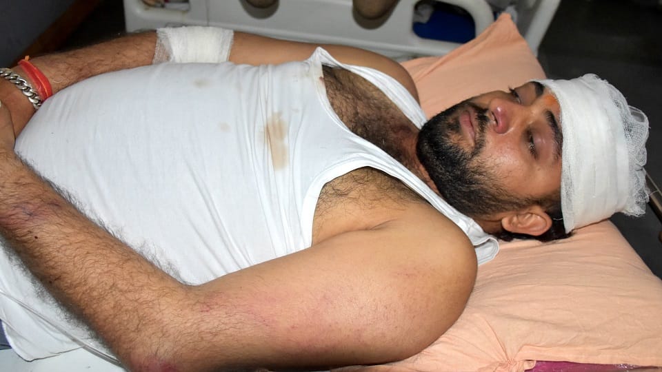 Singer Atul Pandit brother attacked