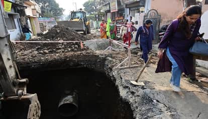 Digging up 129 km of roads, leaving over a lakh people at the mercy of God