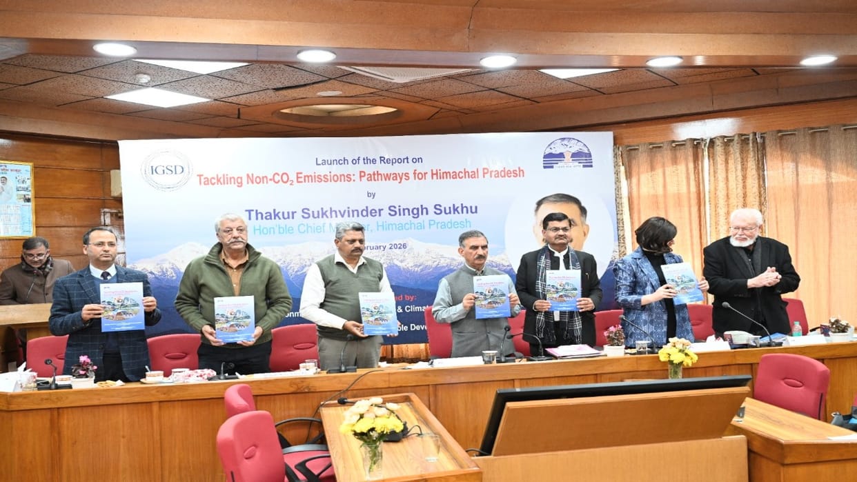mountain Deepening crisis: Methane and black carbon are deteriorating Himachal's climate, revealed in the IGST
