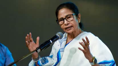 Bengal Politics CM Mamata allegations against EC voters name deleted during SIR to help BJP hindi updates